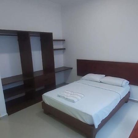 Tapir Hotel Leticia Zewnętrze zdjęcie