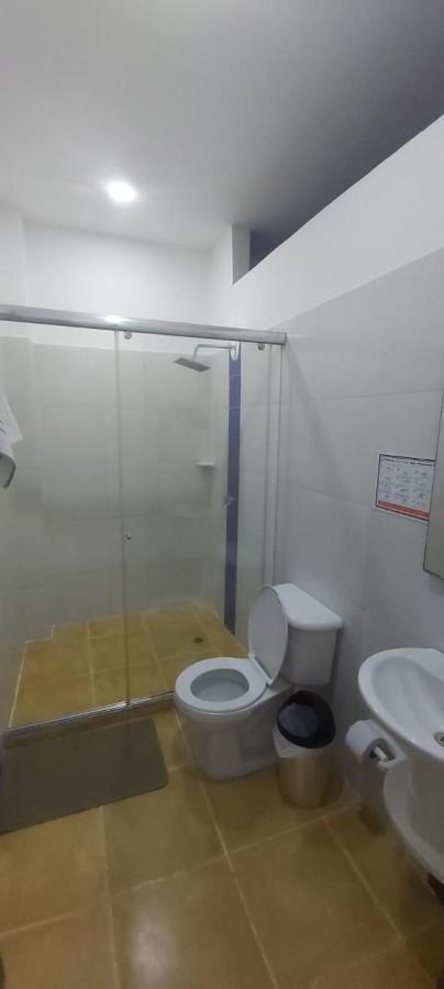 Tapir Hotel Leticia Zewnętrze zdjęcie
